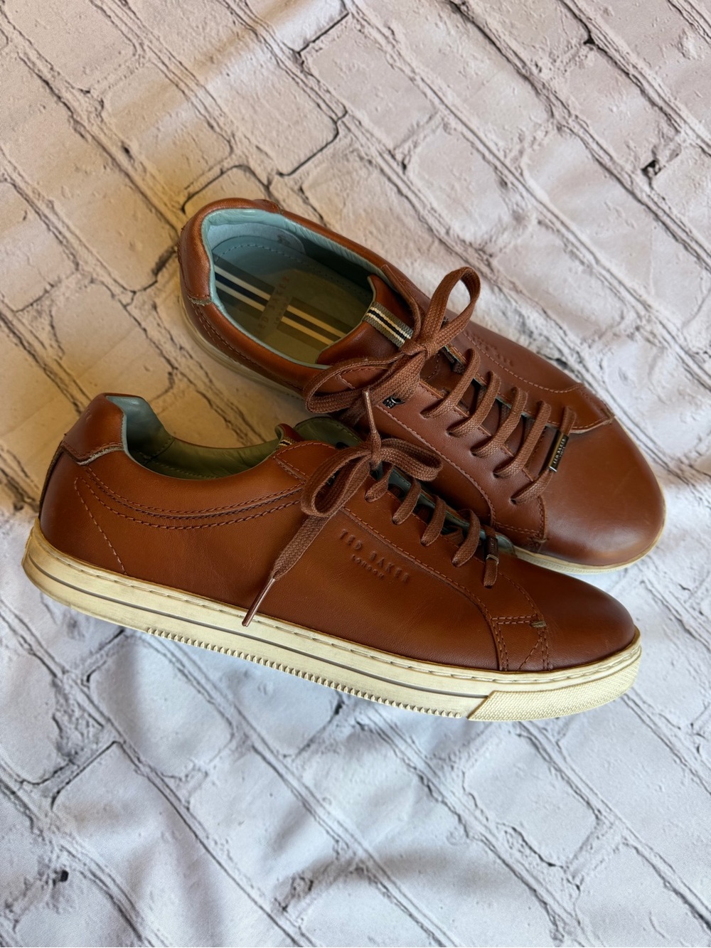 Ted Baker London Thawne Leather Sneakers Brown EUC Mens 8 Heritage Preppy Shoes
